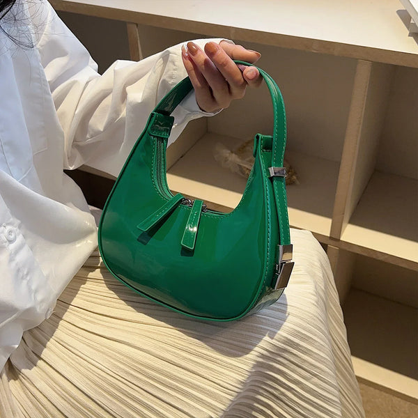 BELLA | VINTAGE HALF-MOON BAG