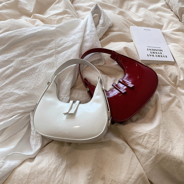 BELLA | VINTAGE HALF-MOON BAG