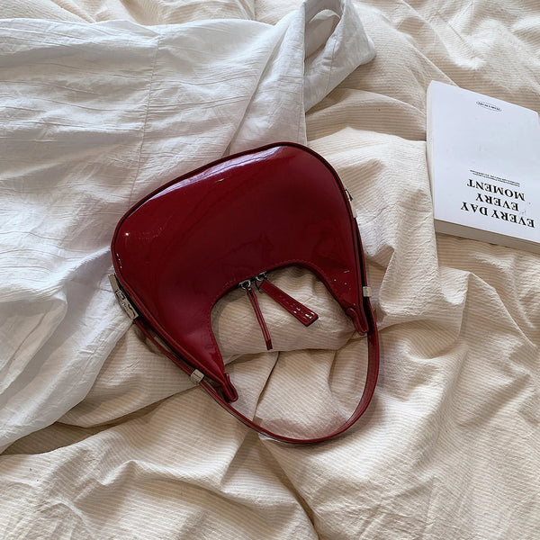 BELLA | VINTAGE HALF-MOON BAG
