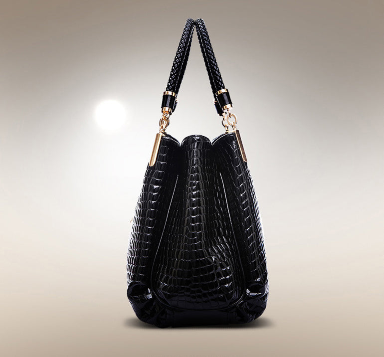 Annie™ | Stylish Crocodile-Pattern Handbag