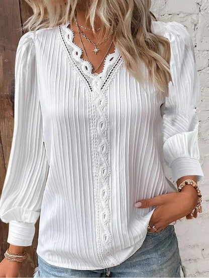 Emily | Blouse with Lace Details in Chiffon