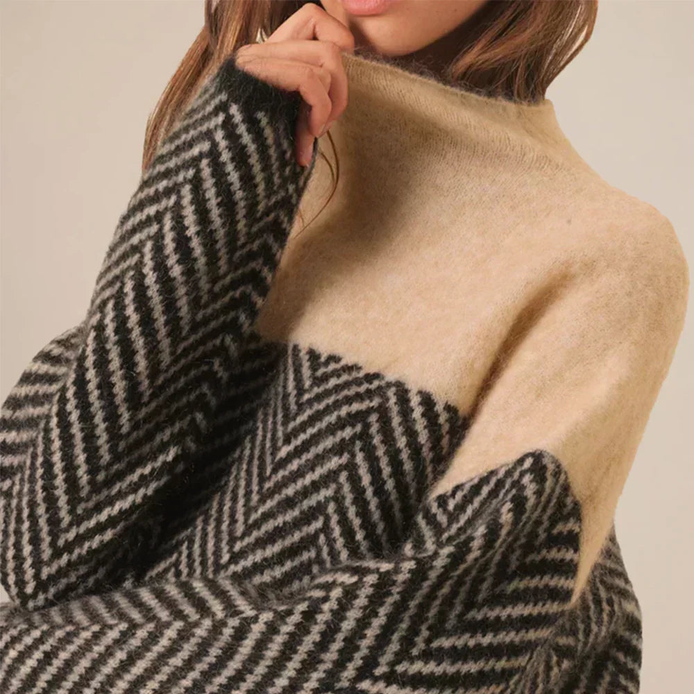 Oliva | Turtleneck Sweater