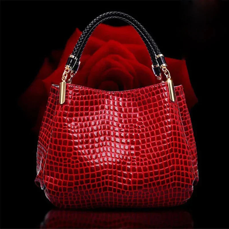 Annie™ | Stylish Crocodile-Pattern Handbag