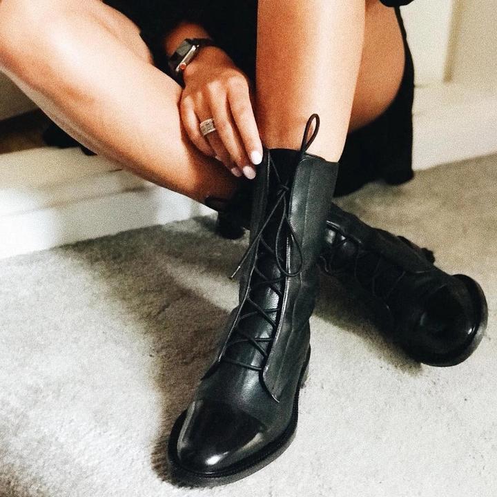 Joan | Classic Boots