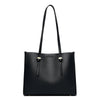 LIVA | SPACIOUS LEATHER-LOOK BAG