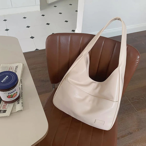 LIV | RELAXED HOBO BAG