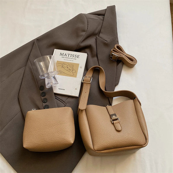 IRIS | MODERN BUCKET BAG