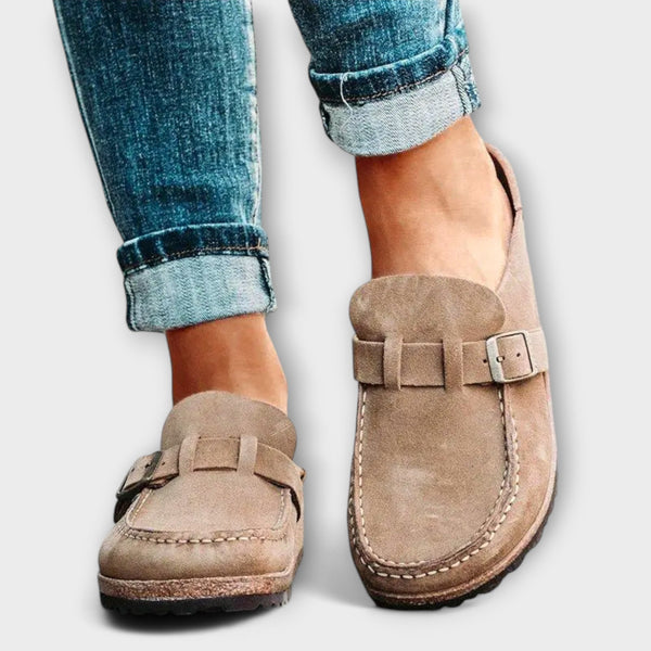 Lounge Step Sandals