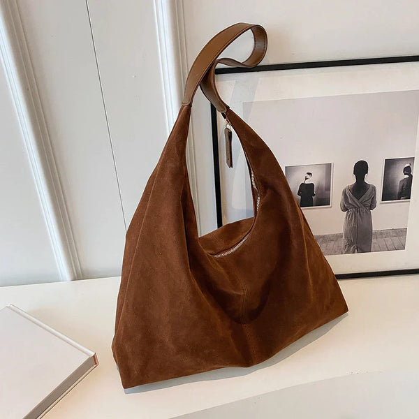 LIV | RELAXED HOBO BAG