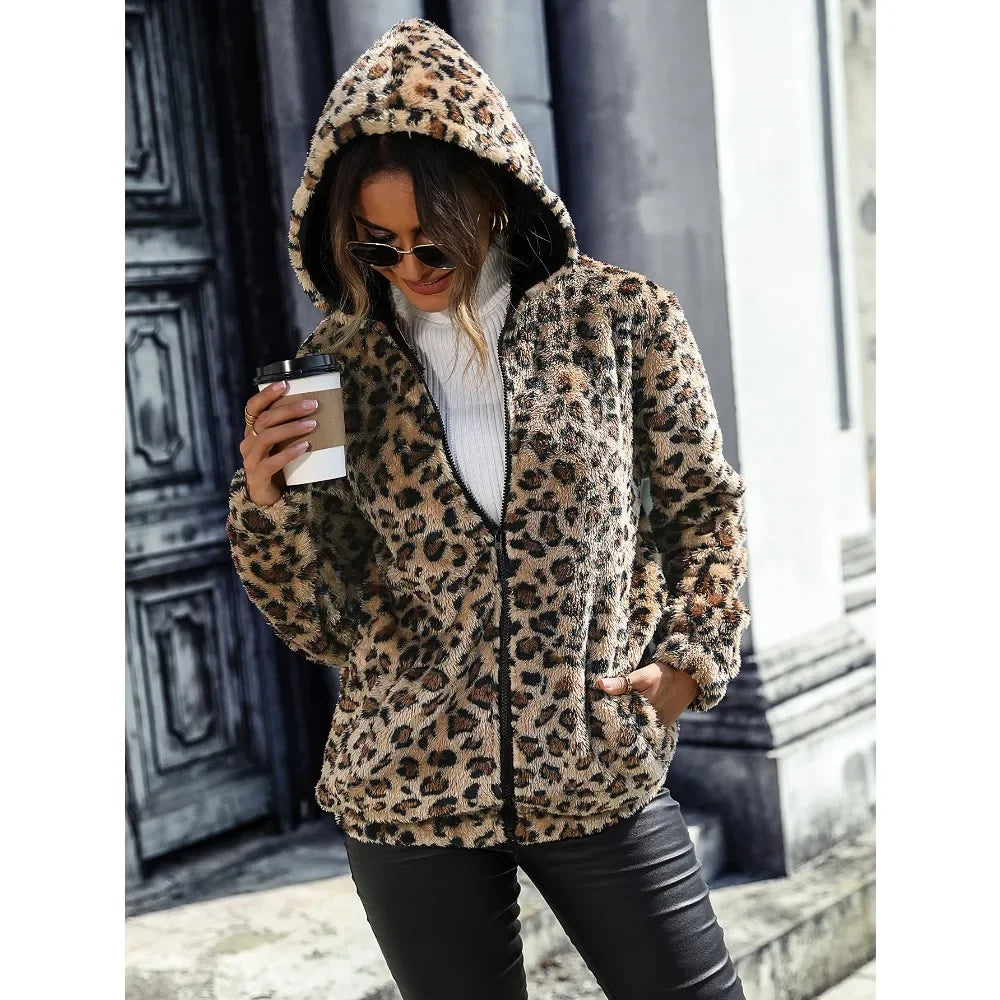 Scarlett | Cosy Jacket In Leopard Plush