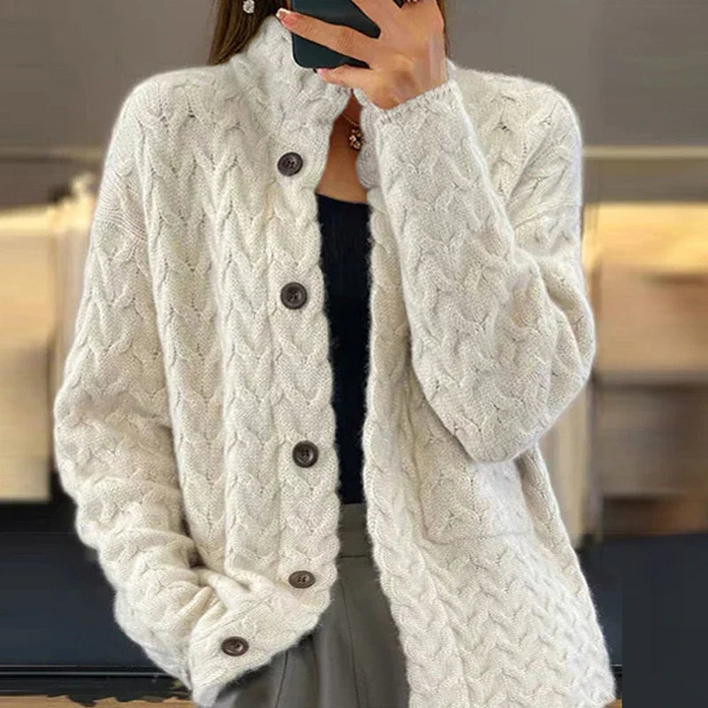 Nathalie | Classic Cardigan