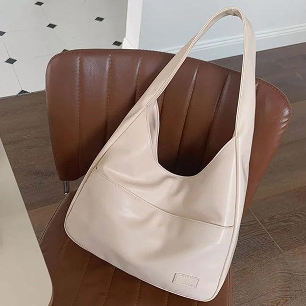 LIV | RELAXED HOBO BAG