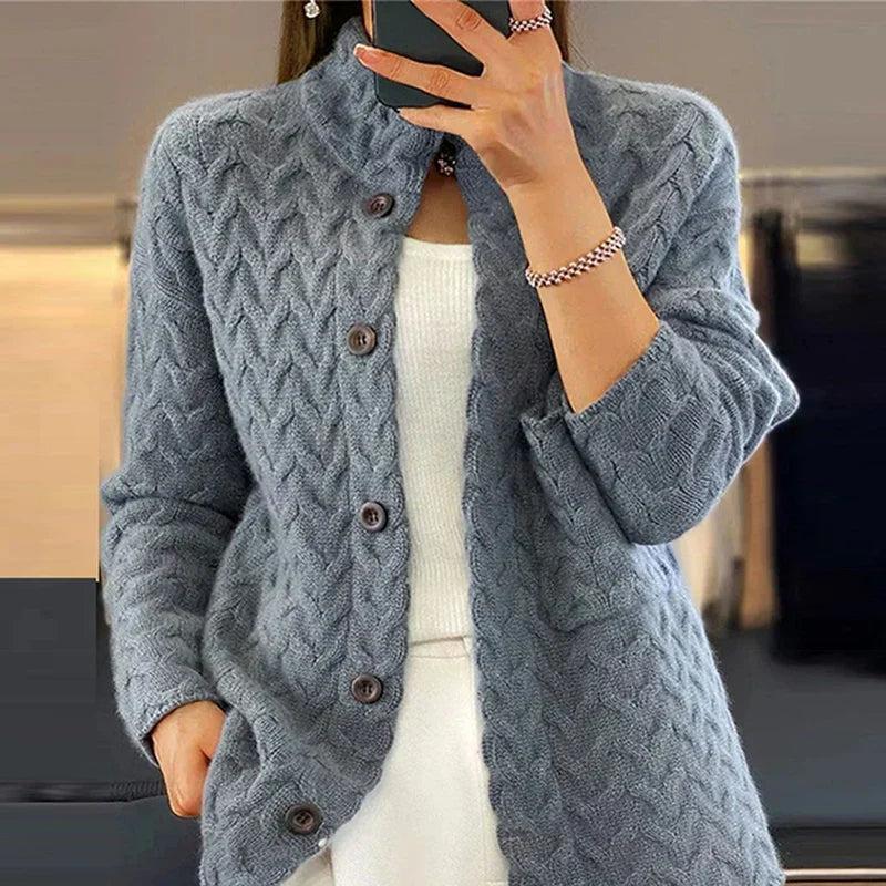 Nathalie | Classic Cardigan