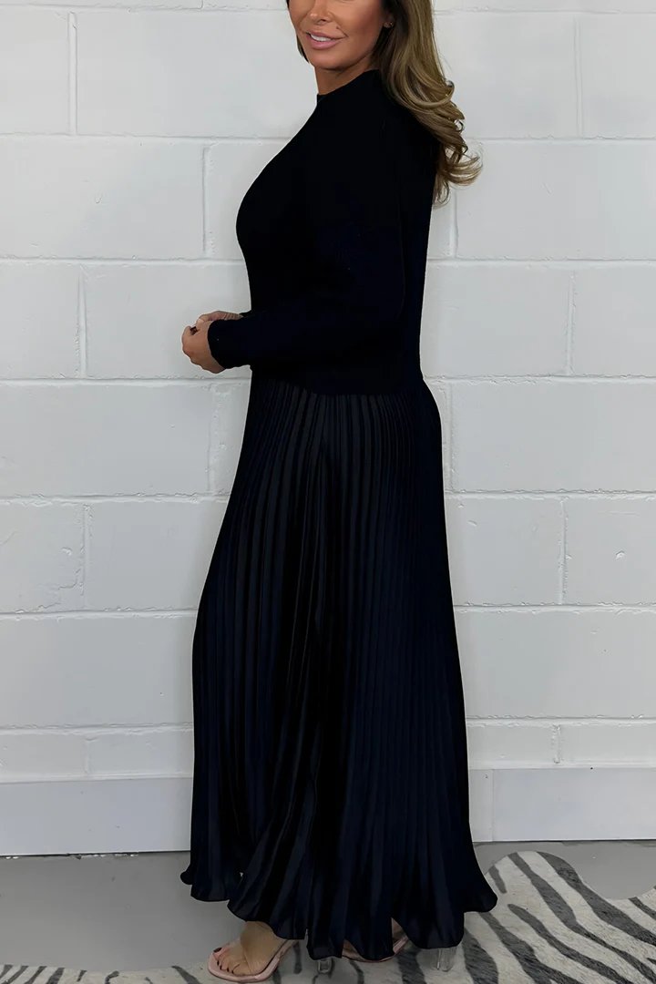 Eva | Long Pullover with Pleated Skirt